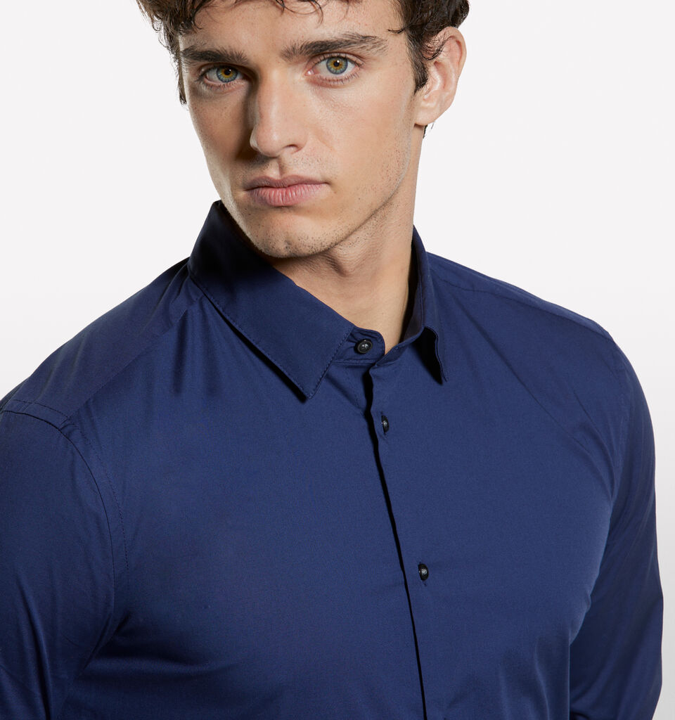Blue slim fit shirt  - men's slim fit shirts - Dark Blue | Sisley image number 4